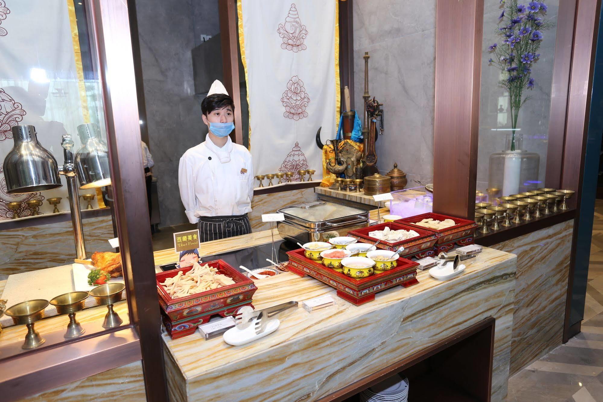 Chengdu Tibetan Hotel-Free Welcome Tibetan Tea Exterior photo